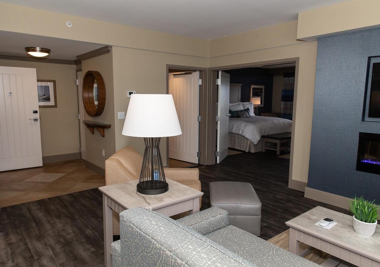 Chautauqua Harbor Hotel - Jamestown Celoron Eksteriør bilde