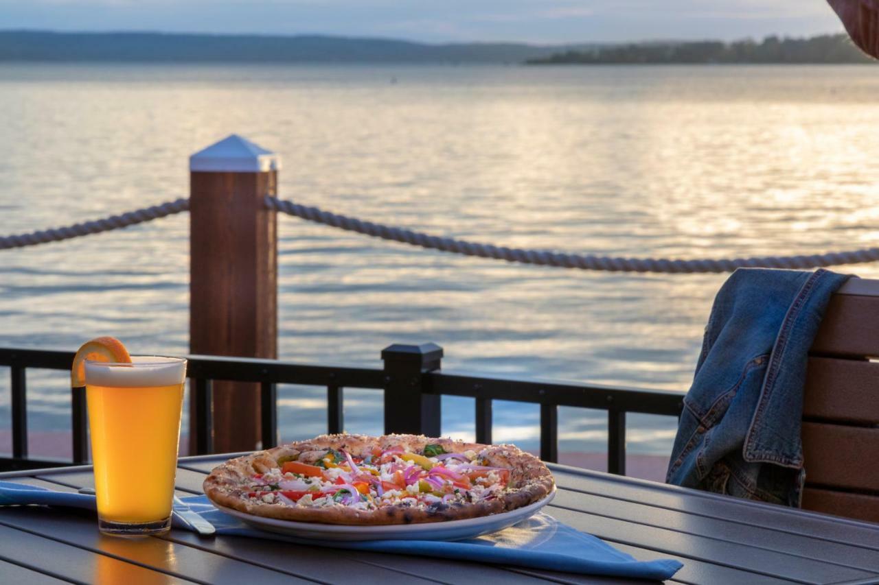 Chautauqua Harbor Hotel - Jamestown Celoron Eksteriør bilde