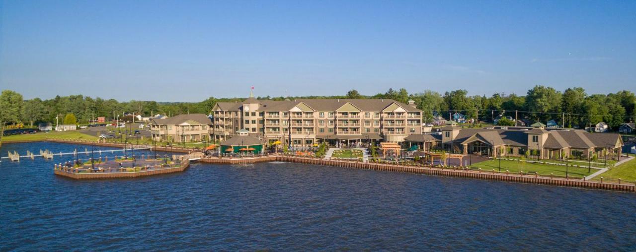 Chautauqua Harbor Hotel - Jamestown Celoron Eksteriør bilde